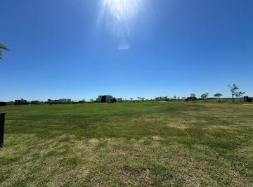 Terreno · 648m² · Lote en Venta - Puertos del Lago, Barrio Amarras