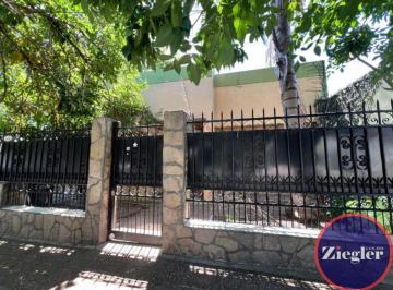 Casa de 5 ambientes, Malvinas Argentinas · Casa en Venta C/ Cochera y Local en Los Polvorines