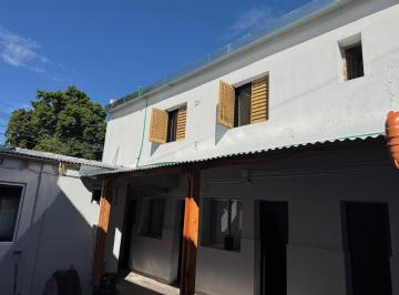 Casa · 175m² · 16 Ambientes · Casa en Venta - 15 Dorm. 7 Baños - La Plata [financiada]
