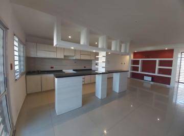 JSP-JSP-5158_2 · Casa de 2 Dorm. en Venta Ubicada en Calle 27 y 85, La Plata.