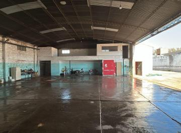 Local comercial · 340m² · Galpon