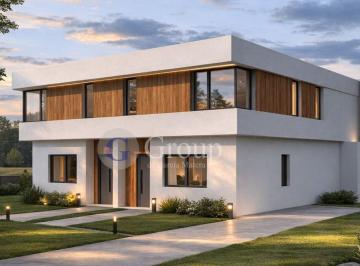 Casa · 140m² · 5 Ambientes · 1 Cochera · Casa Dúplex en Venta en Springpark Pilar, Pilar, G. B. a. Zona Norte