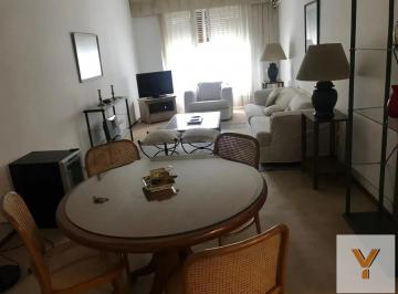 Departamento · 75m² · 2 Ambientes · Departamento en Venta - 1 Dormitorio 2 Baños - Recoleta