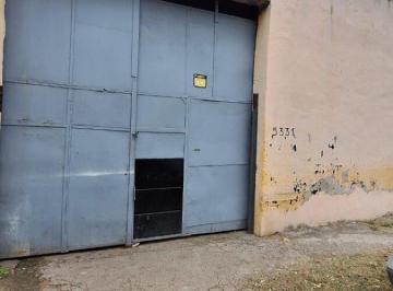 Bodega-Galpón · 236m² · Galpon Av Francia 5331