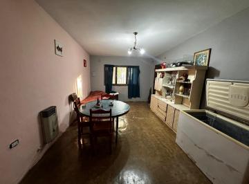 Casa · 111m² · 4 Ambientes · Se Vende Casa en Quebrada de Las Rosas Apto Credito