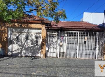 Casa · 200m² · 6 Ambientes · Casa en Venta - 4 Habitaciones - San Miguel
