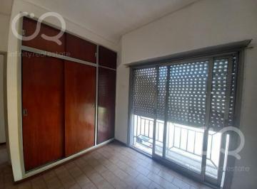 PH · 36m² · 2 Ambientes · 1 Cochera · PH a Reciclar