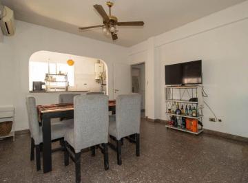 PH · 58m² · 3 Ambientes · Venta PH 3 Amb, Vte. Lopez, con Balcón y Lavadero