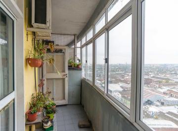 Departamento · 52m² · 3 Ambientes · Venta Avellaneda 3 Amb C/balcon Torres Pueyrredon