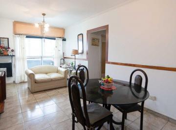 Departamento · 52m² · 3 Ambientes · Venta Avellaneda 3 Amb C/balcon Torres Pueyrredon