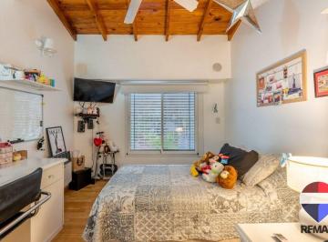 Casa · 128m² · 4 Ambientes · 1 Cochera · Venta Casa 4 Ambientes Cochera Mataderos
