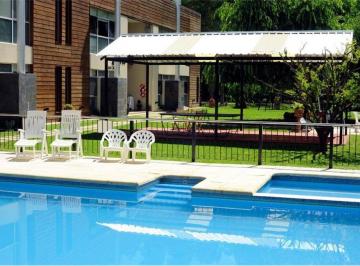 Edificio · 600m² · 5 Cocheras · Venta Edificio en Bloque - Chascomús - Oportunidad