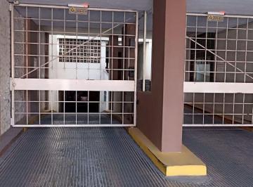 Garage · 12m² · Cochera en Venta Zona Centro