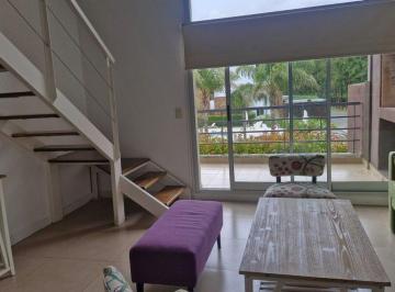 Departamento · 62m² · 2 Ambientes · 1 Cochera · Alquiler Excelente Duplex Dos Ambientes.