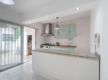 Casa · 96m² · 3 Ambientes · 1 Cochera · Casa 3 Ambientes con Garage Villa Ballester