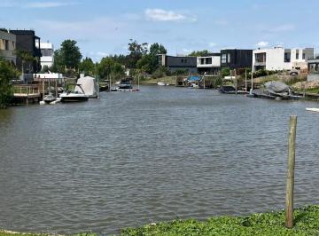 Terreno · 527m² · Venta Lote Al Rio Barrio "El Canal". Villanueva
