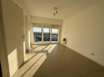 Departamento · 44m² · 2 Ambientes · Venta Depto 2 Amb Al Frente Balcon B. Sarmiento