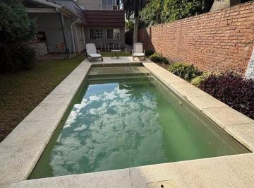 Casa · 250m² · 4 Ambientes · 2 Cocheras · Venta Casa 4 Amb Ituzaingo Norte Permuta