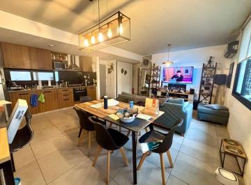Departamento · 55m² · 2 Ambientes · 1 Cochera · Venta Hermoso Dpto Castelar 2 Amb - Cochera