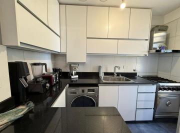 Departamento · 51m² · 3 Ambientes · Depto 3 Amb Venta Apto Credito Flores Muy Luminoso