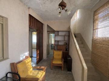 PH · 85m² · 5 Ambientes · PH 5 Ambientes Venta Nueva Pompeya con Patio