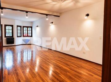Casa · 222m² · 6 Ambientes · 3 Cocheras · Venta Triplex Caballito 6 Amb 5 Baños 3 Cocheras