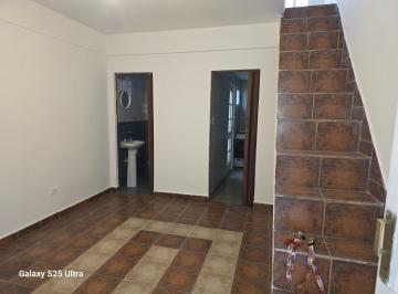PH en Alquiler de 2 ambientes Ciudadela · Alquiler PH en Ciudadela Sur, 2 Amb + Cocina Comedor
