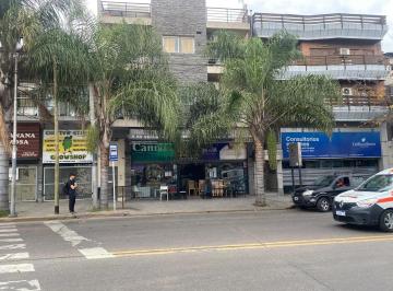 Local comercial · 185m² · Local a La Via Publica Excelente Zona