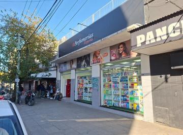 Local comercial · 110m² · Amplio Local Comercial Moron Norte Centro