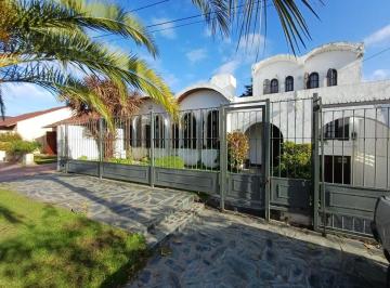 Casa · 230m² · 5 Ambientes · 2 Cocheras · Venta Casa 5 Amb El Progreso Dividida 2 Casas