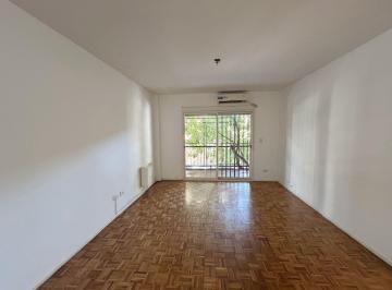 Departamento · 87m² · 4 Ambientes · 1 Cochera · Venta Belgrano 4 Amb con Cochera y Patio