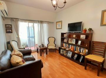 Departamento · 43m² · 2 Ambientes · Vicente López - Impecable Departamento 2 Amb con Patio!