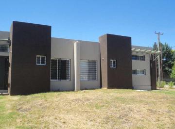 Casa · 60m² · 2 Dormitorios · 1 - Tabobá
