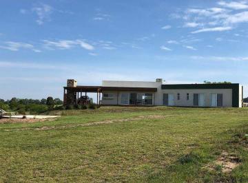 Casa · 120m² · 3 Dormitorios · 1 Cochera · 1 - Carmelo Golf Lote 118