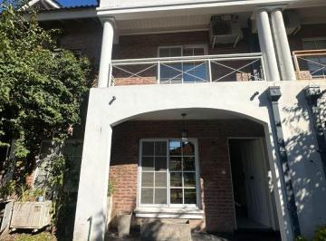 Casa de 4 ambientes, Hurlingham · Triplex 4amb (Hurlingham Centro - Barrio Cerrado El Mirador)