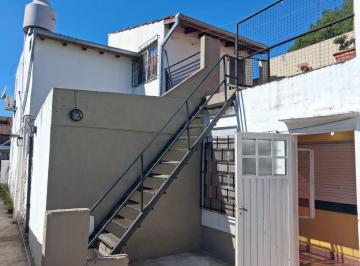 Casa de 8 ambientes, San Isidro · Excelente Propiedad en Block con 3 Unidades, Local y Cocheras Sobre Lote de 346 m²