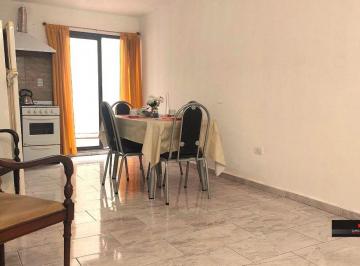 Departamento de 2 ambientes, Villa Carlos Paz · Departam. de 1 Dormitorio con Ambientes Amplios, Patio de 18 m², Pileta y Exc. Ubicación.
