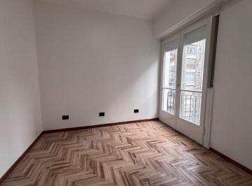 Departamento · 37m² · 2 Ambientes · Alquiler por 24 Meses. Departamento 2 Ambientes a La Calle. Zona Paseo Aldrey