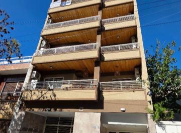 Departamento de 3 ambientes, Liniers · Amplio Piso 3 Amb con 2 Cocheras Fijas. Venta Liniers