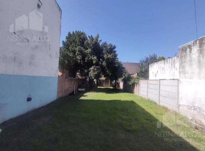 Terreno · 227m²