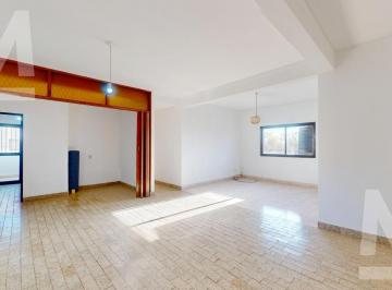 Departamento · 80m² · 4 Ambientes · 1 Cochera · Departamento - Los Hornos
