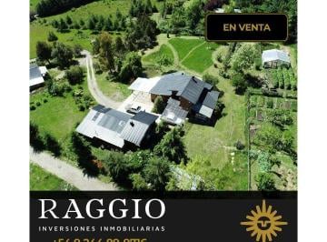 Casa · 310m² · 6 Ambientes · 3 Cocheras · Casa en Terreno de Una Ha Golondrinas Lago Puelo Chubut