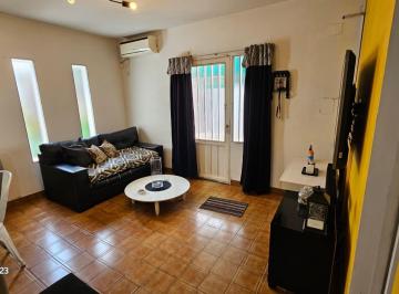 Casa · 125m² · 3 Dormitorios · 1 Cochera · Casa Interna 3 Dorm. en Venta en Bella Vista - Rosario