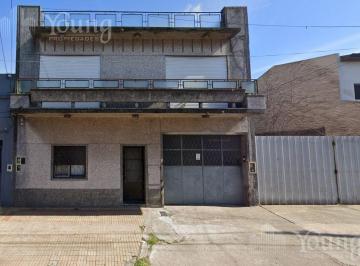 Casa · 283m² · 3 Ambientes · 3 Cocheras · Casa en Venta Bernal Oeste