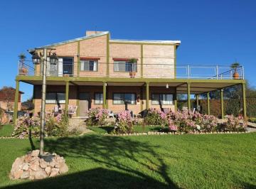 Casa de 6 ambientes, Villa Cura Brochero · Venta de Complejo con 6 Unidades Amobladas, Villa Cura Brochero N024cb