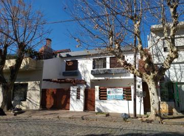 BET-BET-10477_2 · Casa 5 Ambientes. | Maximino Perez Al 1100