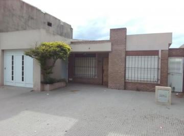 Casa · 116m² · 3 Ambientes · 1 Cochera · Casa en Venta - 2 Dorm. 2 Baños - Cochera - 500 m² - Salto