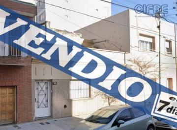 PH · 57m² · 3 Ambientes · PH Villa Pueyrredon, Al Frente y a Refaccionar, Plano Aprobado Para 4 Amb con Garage en Dos Plantas.