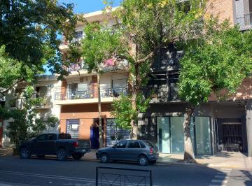 Edificio · 1 Dormitorio con Balcón Al Frente – Iriondo 600
