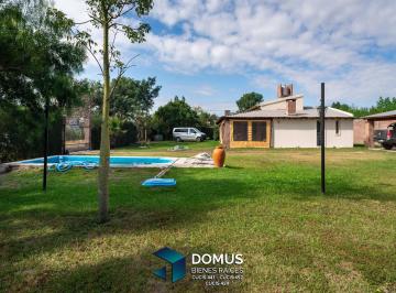 Casa · 180m² · 5 Dormitorios · 3 Cocheras · Venta Casa Villa Rebeca